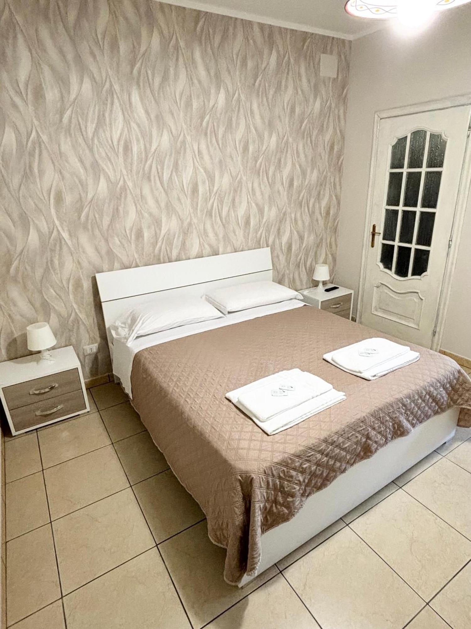Rooms & Restaurant Il Castagneto Campagna Dış mekan fotoğraf