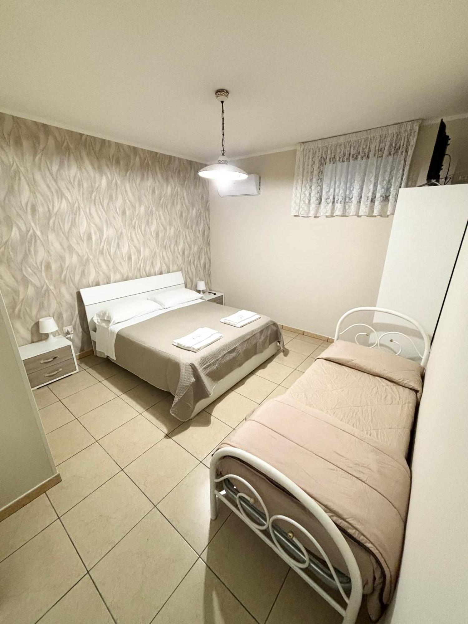 Rooms & Restaurant Il Castagneto Campagna Dış mekan fotoğraf