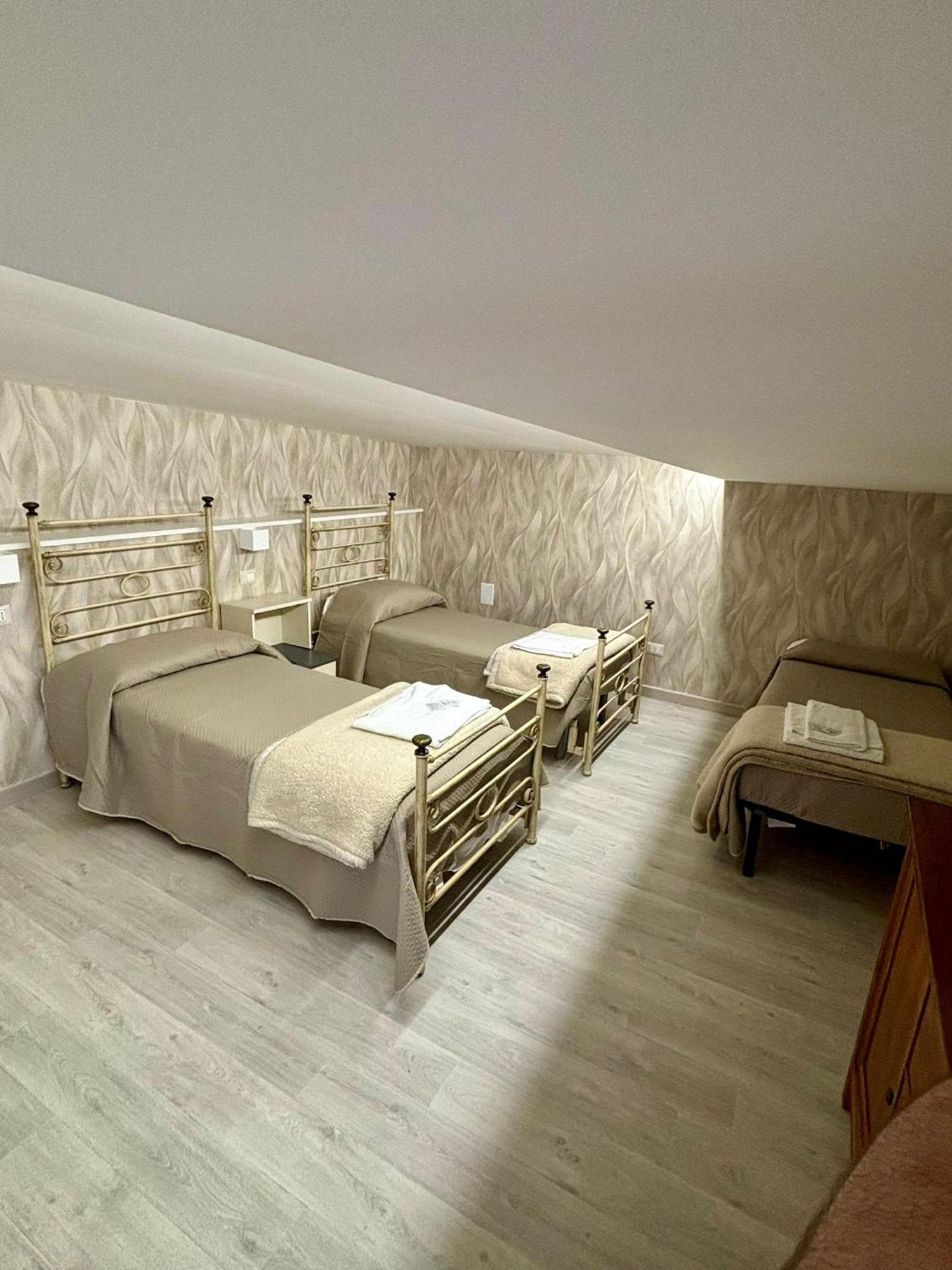 Rooms & Restaurant Il Castagneto Campagna Dış mekan fotoğraf
